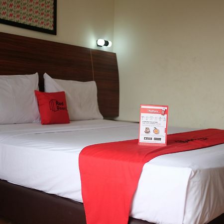 Reddoorz Plus Near Senen Yakarta Exterior foto