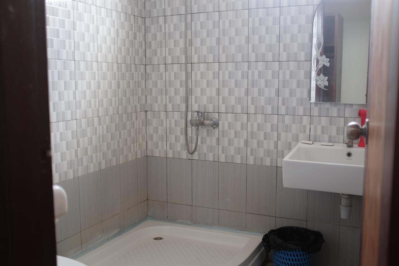 Reddoorz Plus Near Senen Yakarta Exterior foto