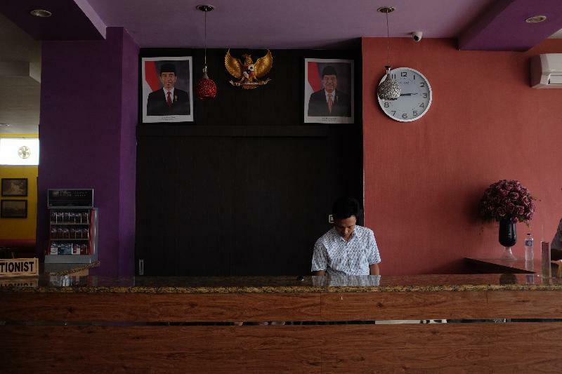 Reddoorz Plus Near Senen Yakarta Exterior foto